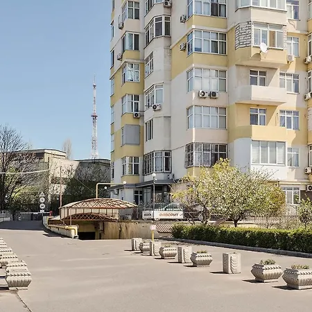 Квартира Для 4 Человек - Центр, Море, Аркадия Близко Apartment